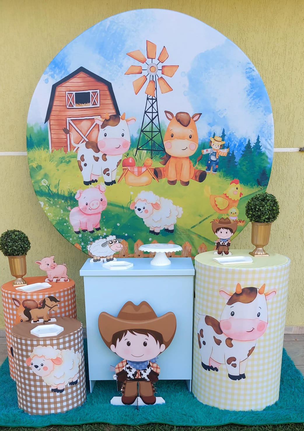 Decoração para festas, com tema de um menino cowboy